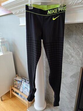 NIKE PRO dry-fit running leggings with foot sock size medium